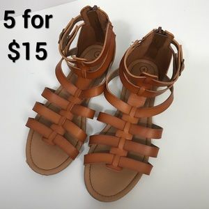 Cat & Jack sandals. Size 4